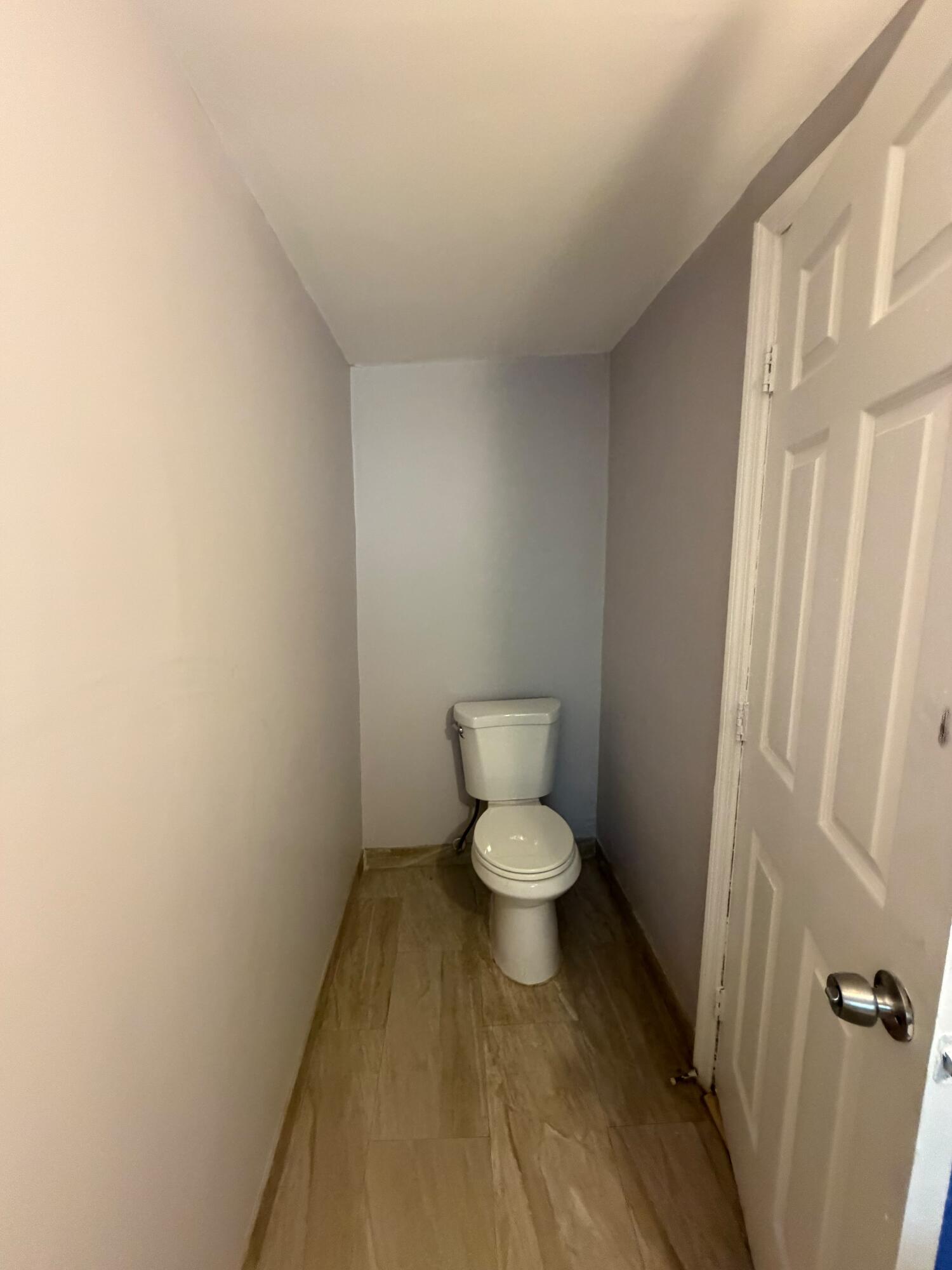 420 Lilac Court # B — Photo 3