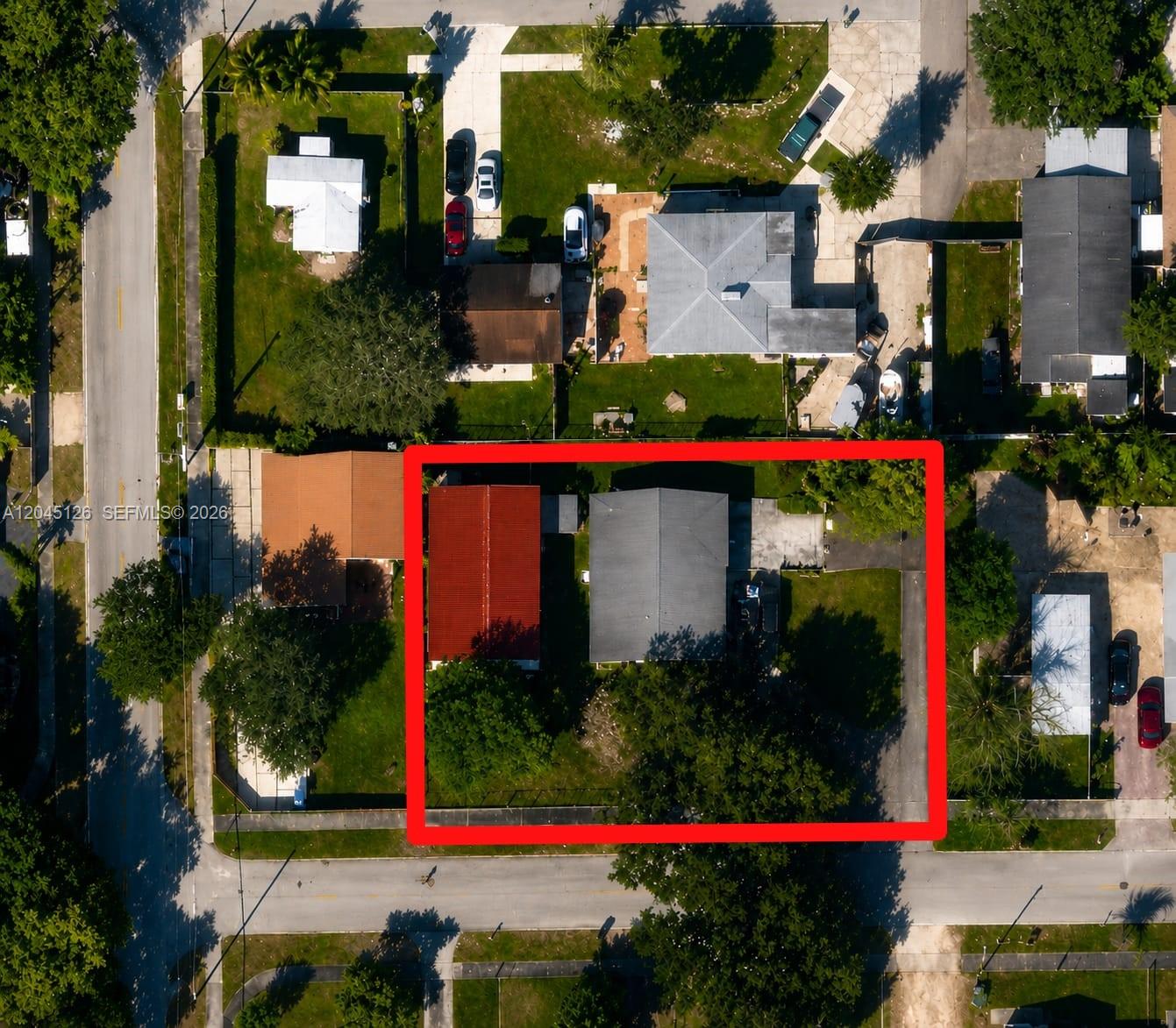 6145 Hayes St, Hollywood FL 33024