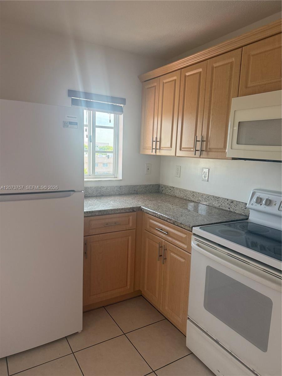 21 E 3rd St # 507 — Photo 3