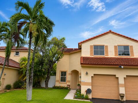 18431 NW 18TH Street — Photo 3