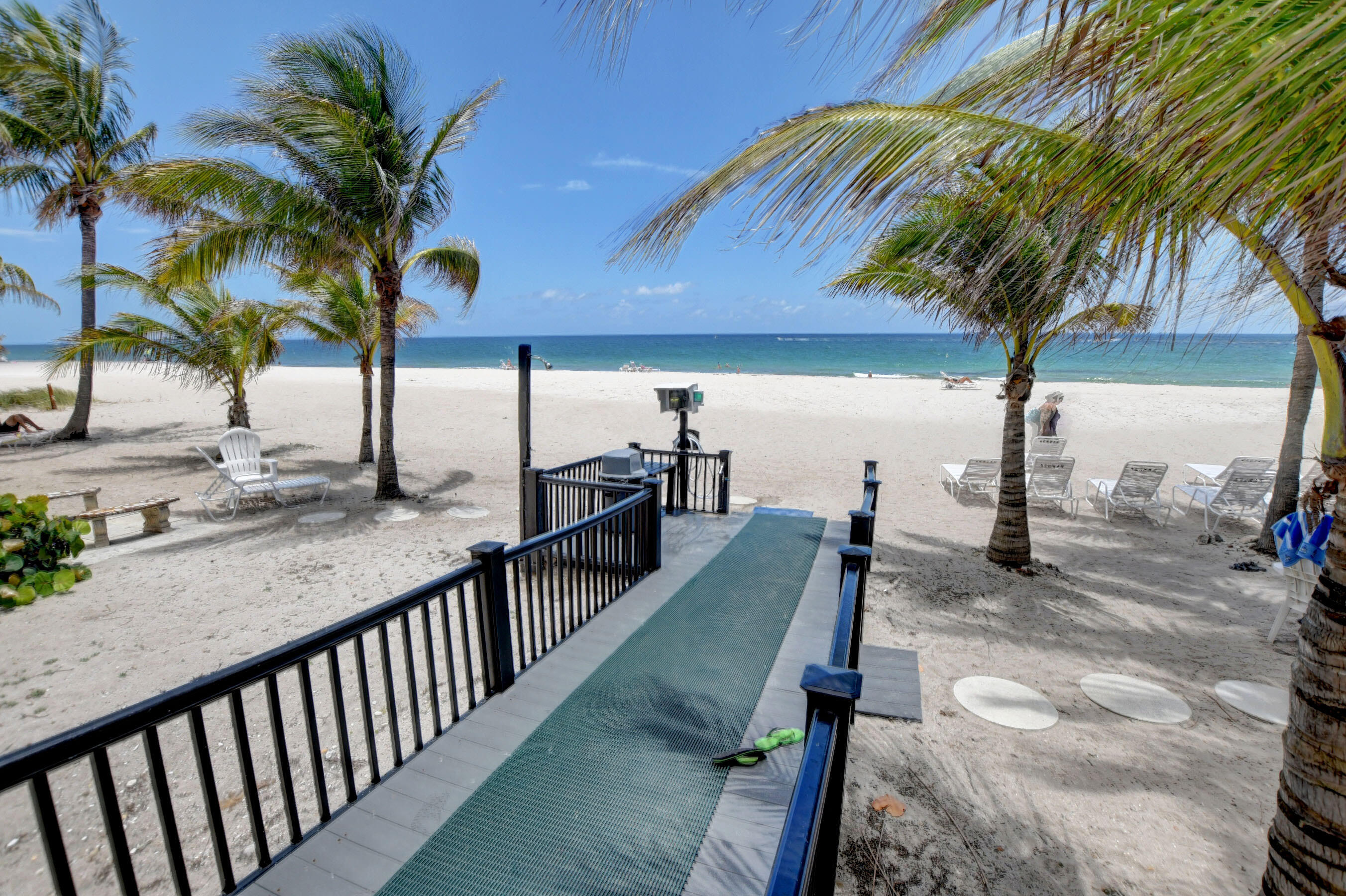 1010 S Ocean Boulevard # 1601 — Photo 2