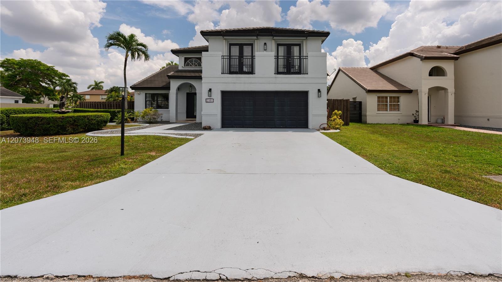 7301 SW 159th Ave — Photo 2