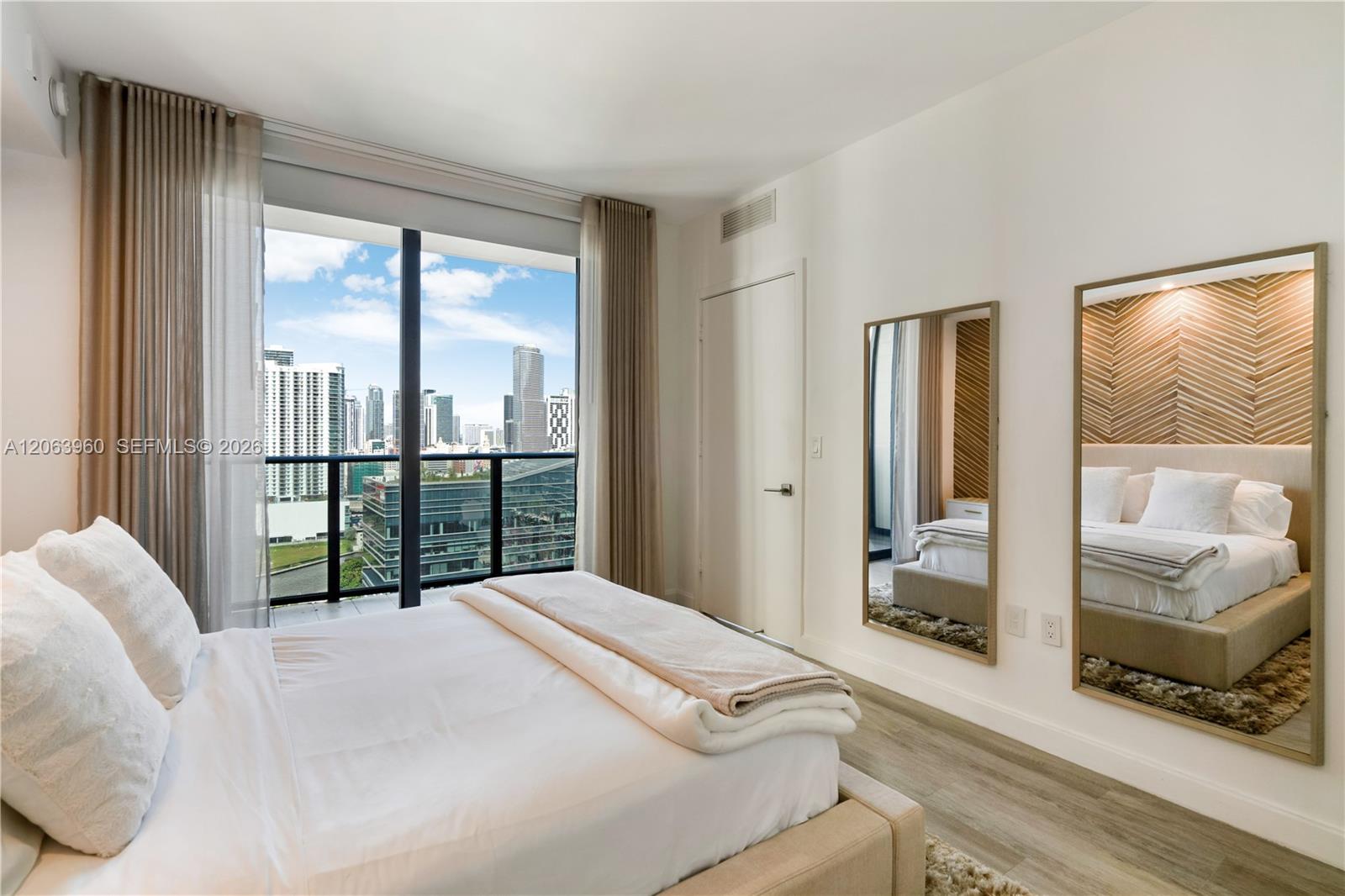 55 SW 9th St # 2301 View 5