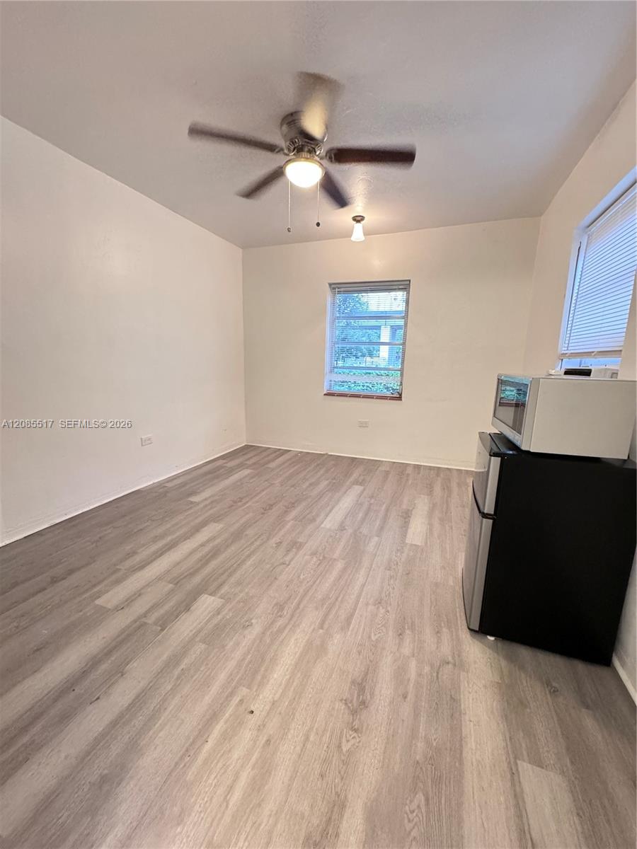 2652 SW 23rd Ave # back — Photo 2