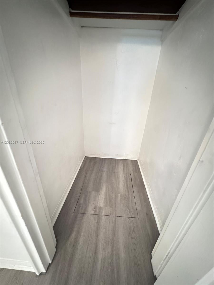 2652 SW 23rd Ave # back — Photo 3