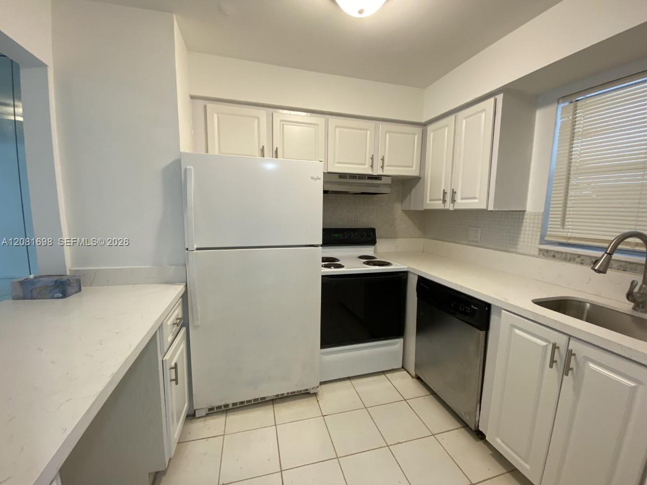 6505 Winfield Blvd # 25 — Photo 4