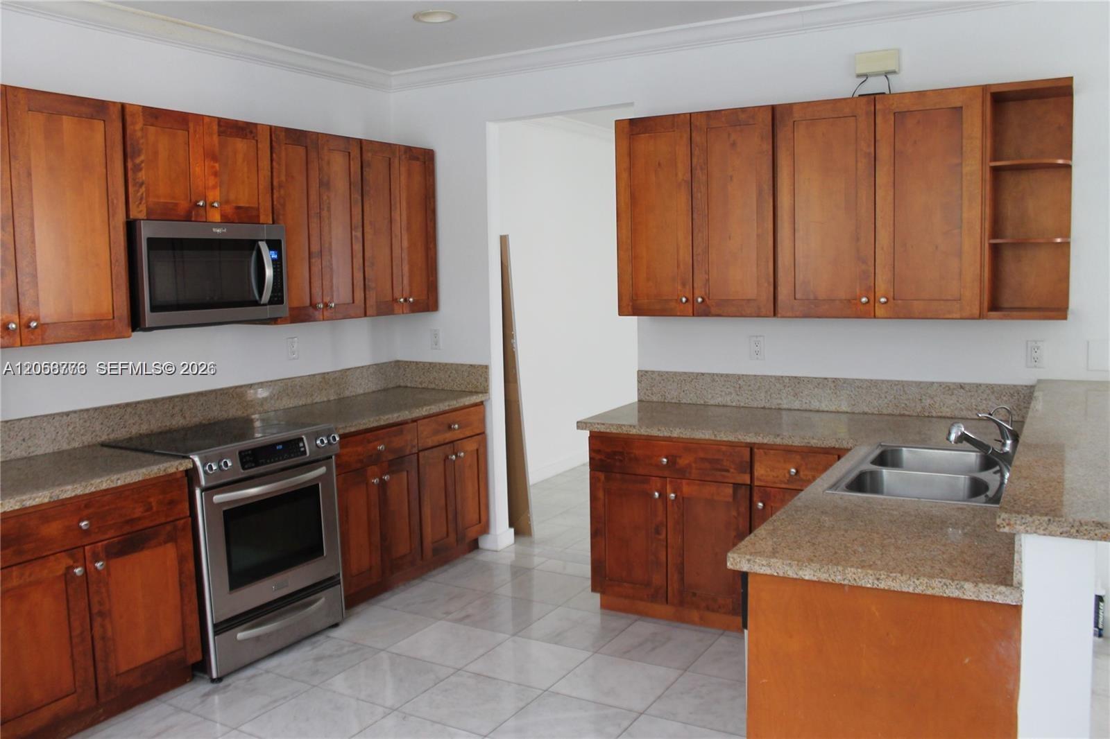 10770 NW 74th Ln View 12