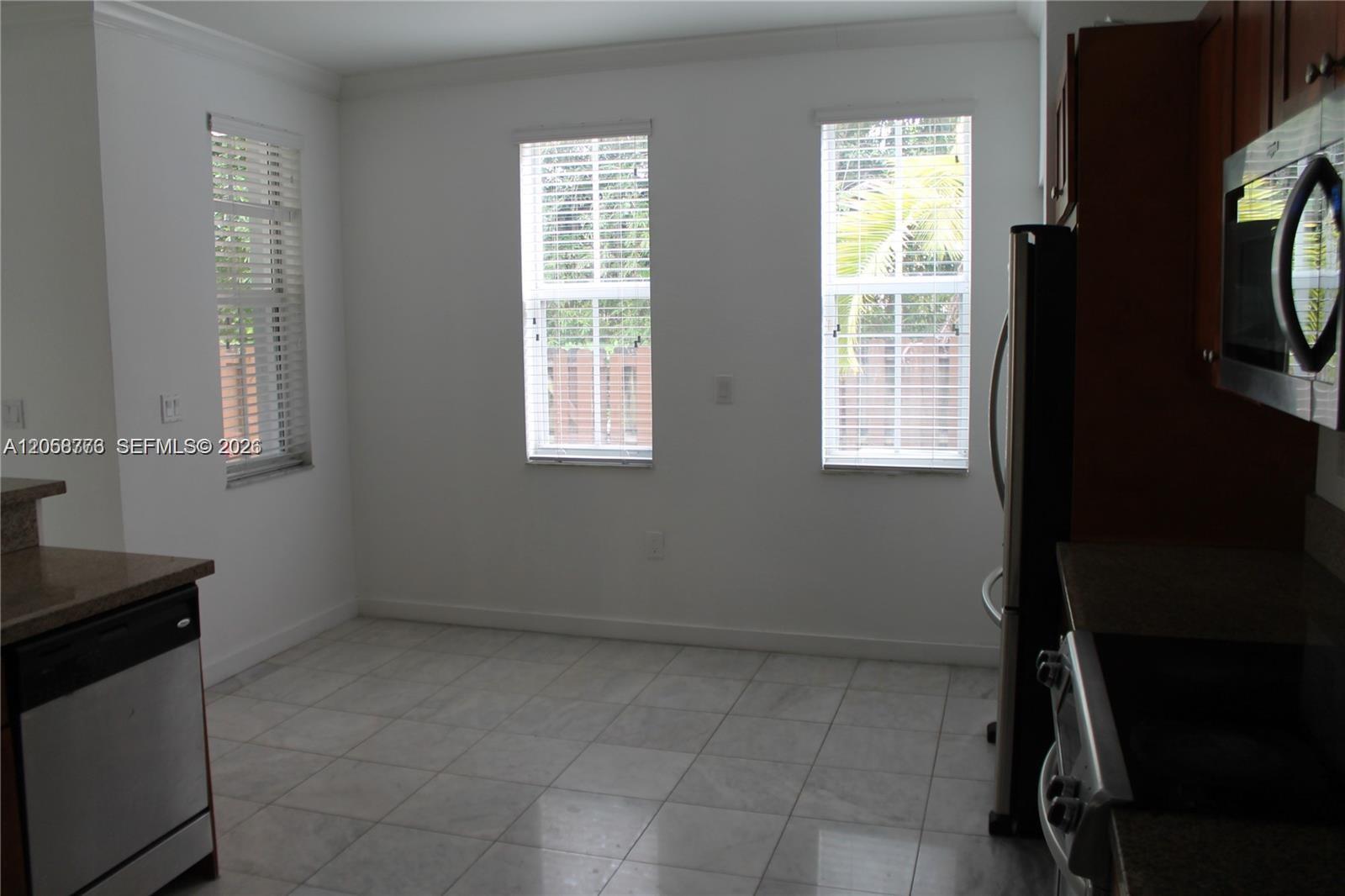 10770 NW 74th Ln View 13