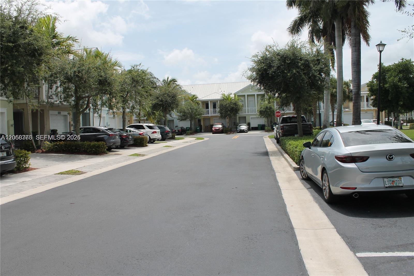 10770 NW 74th Ln View 6