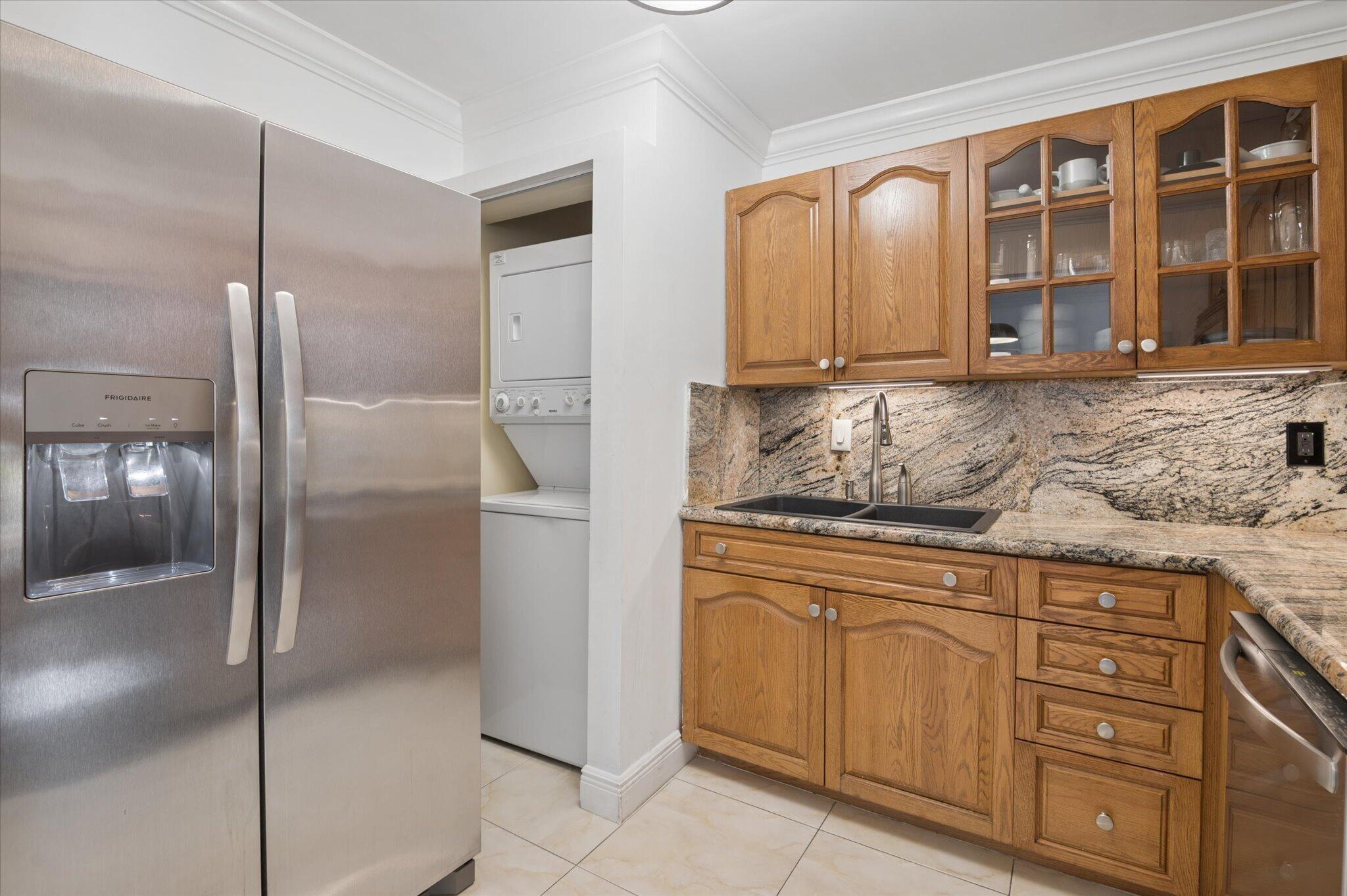 6287 BAY CLUB Drive # 2 — Photo 4