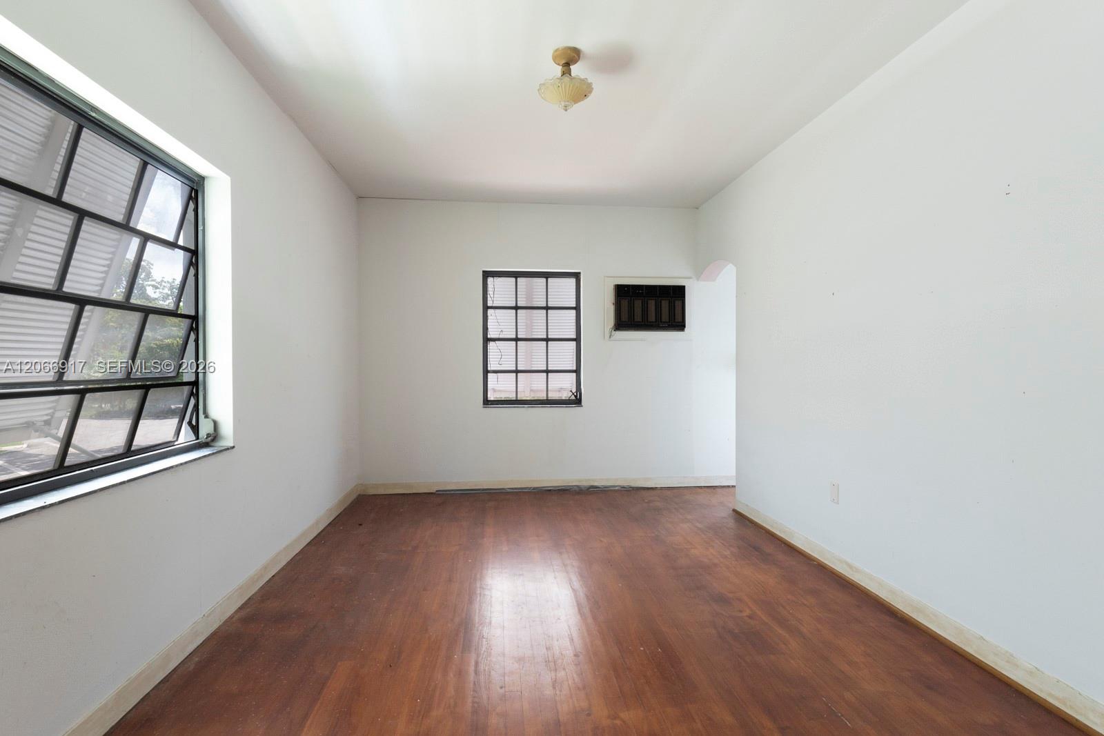 621 NE 57th St View 15