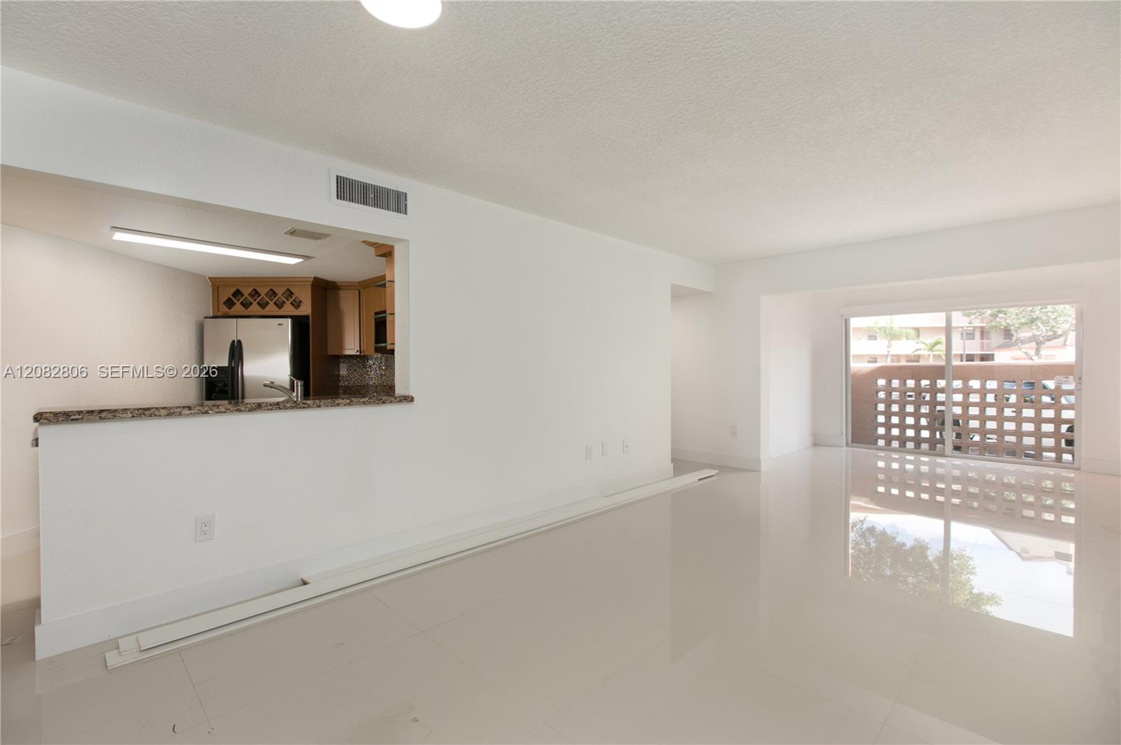 10241 NW 9 STREET CIR # 5 — Photo 4