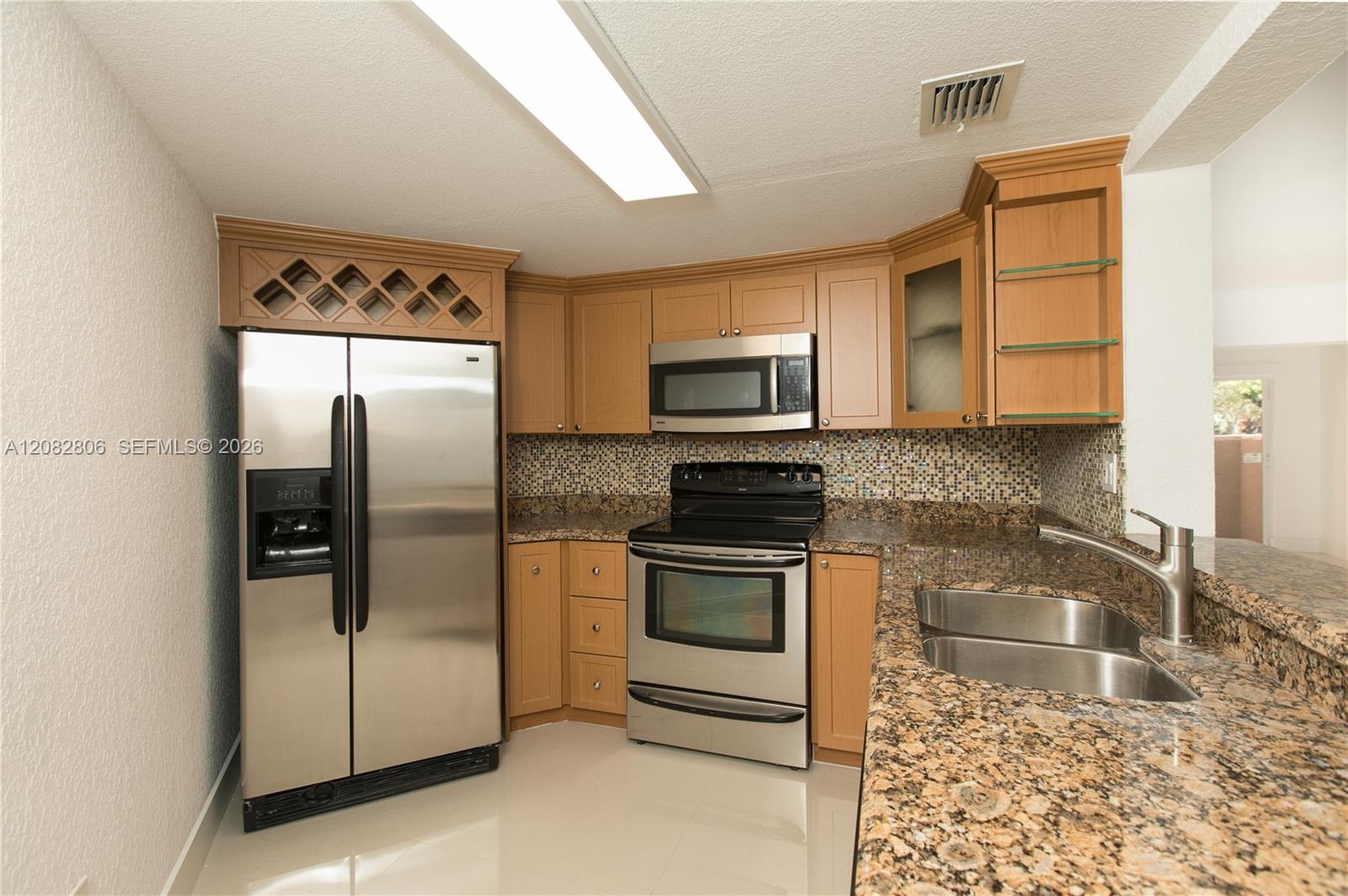10241 NW 9 STREET CIR # 5 — Photo 5