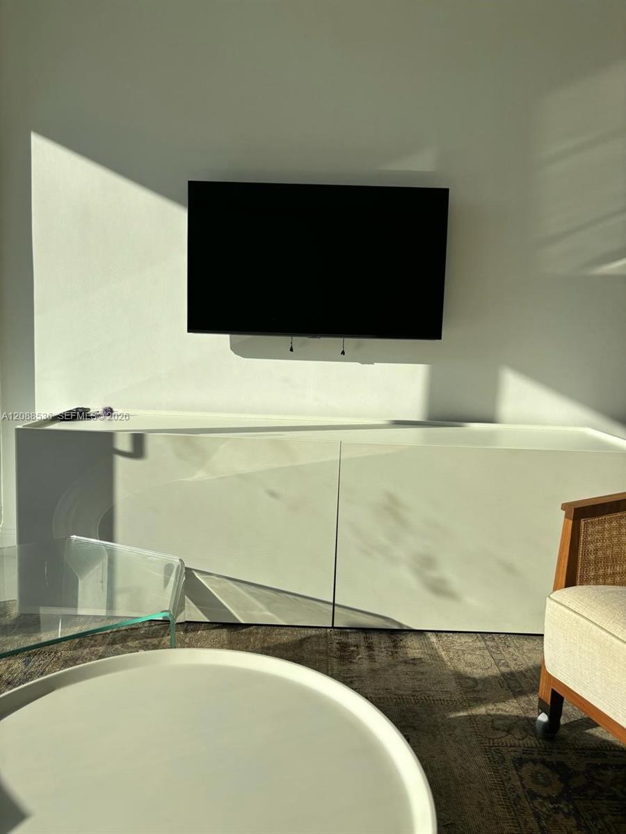 465 Brickell Ave # 804 — Photo 3