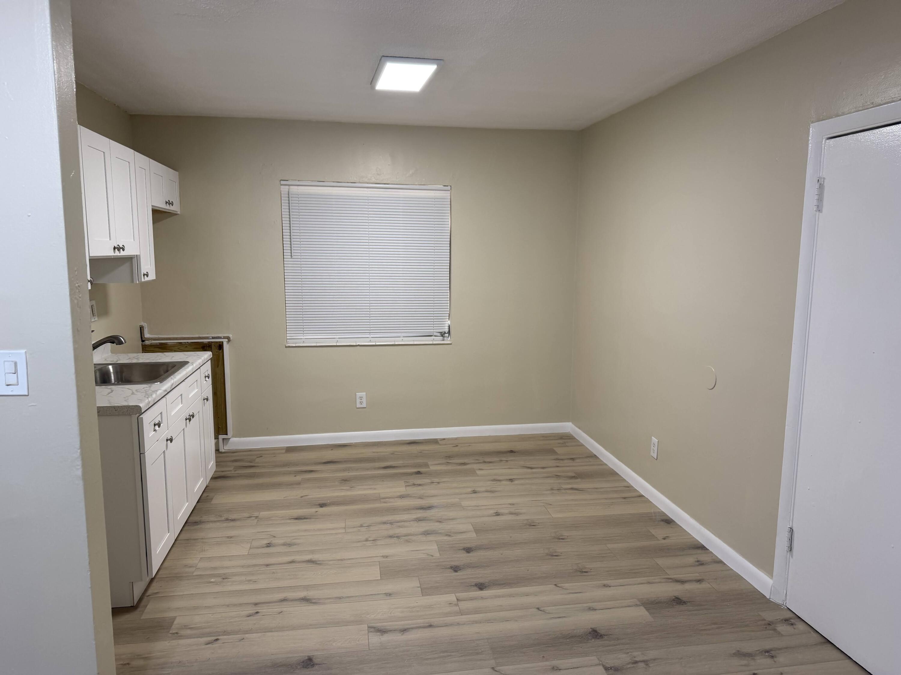 1004 NW 2nd Street # 2 — Photo 3