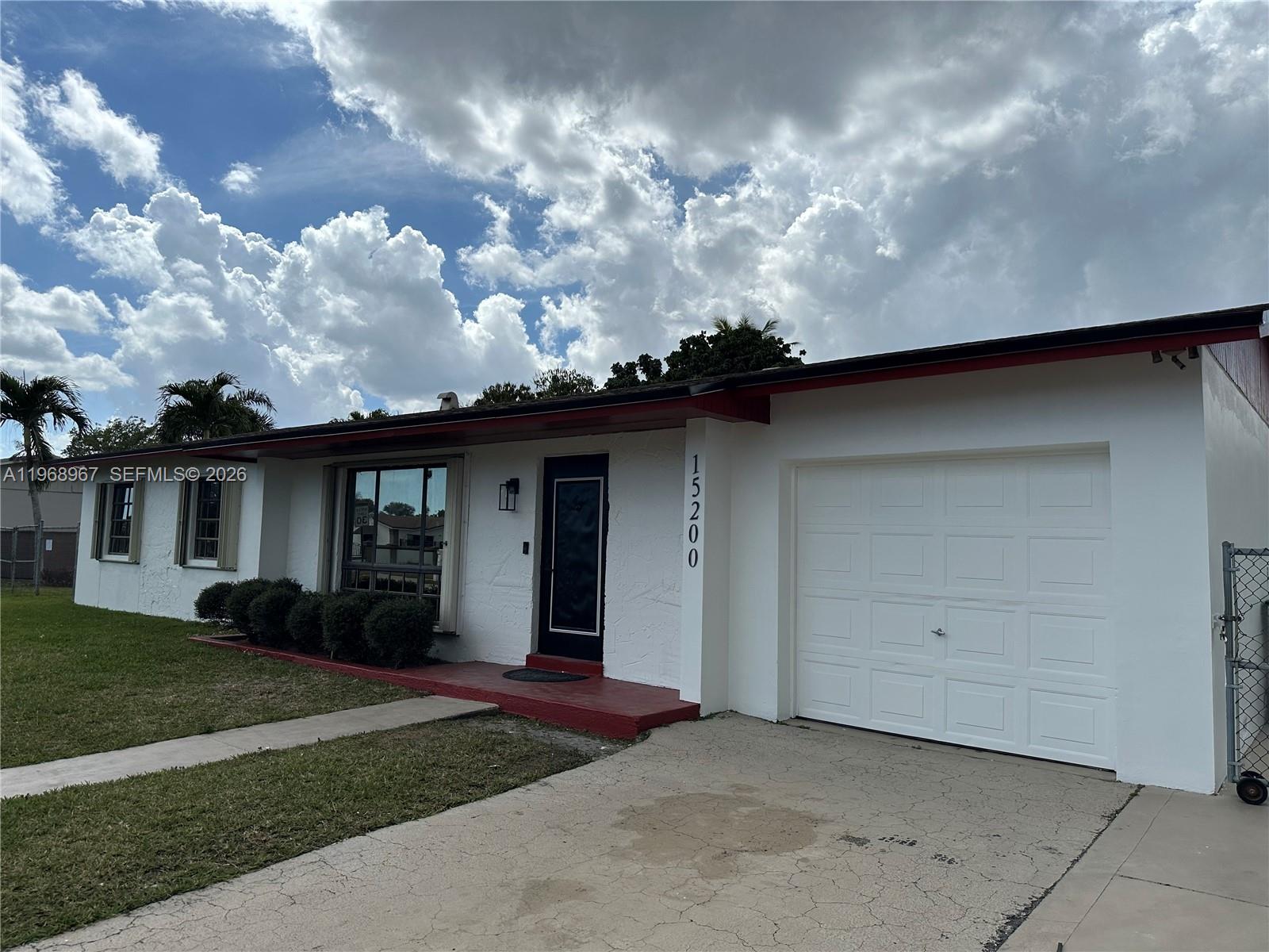 15200 SW 109 ave, Miami FL 33157