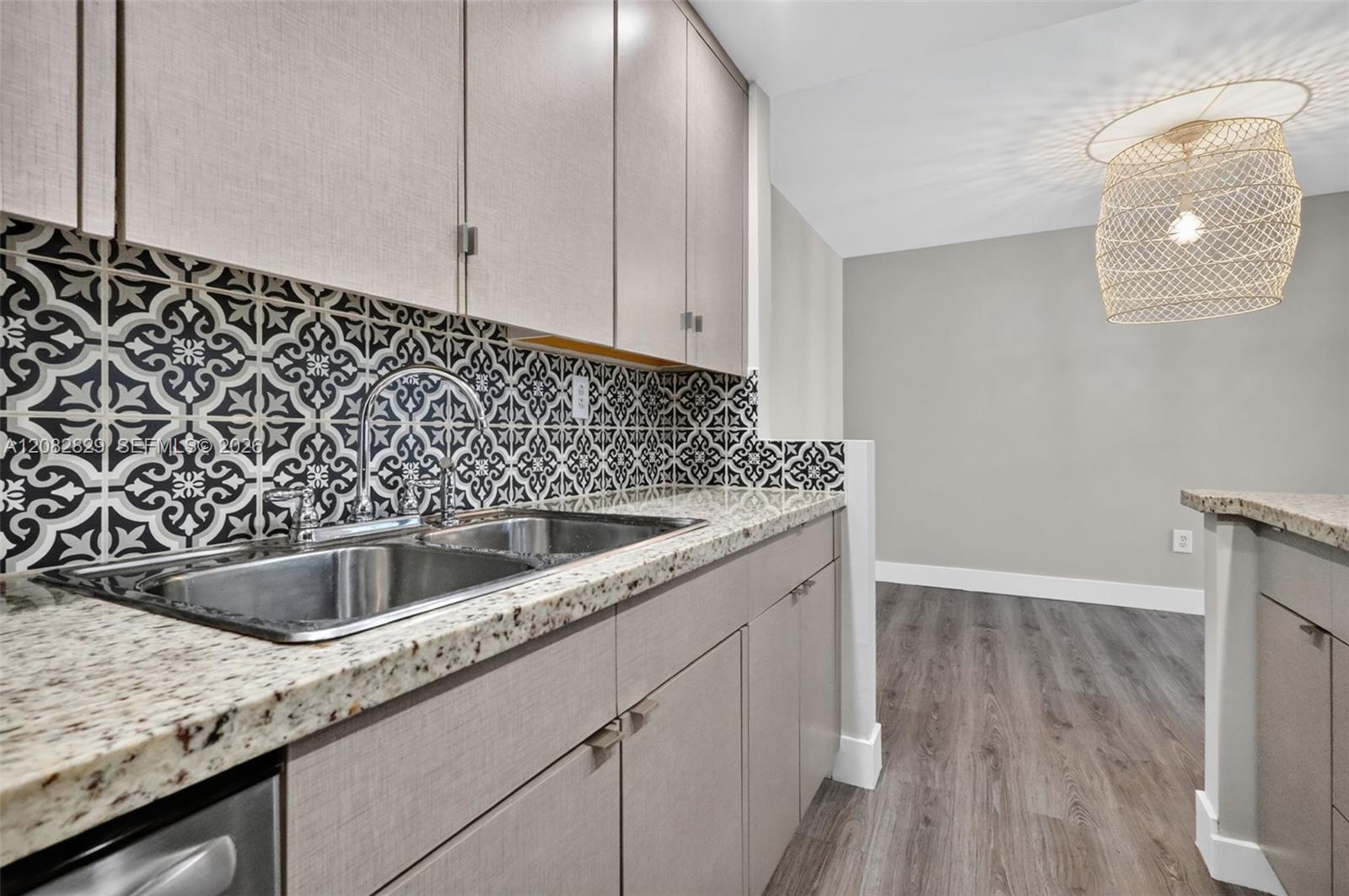 3213 Bird Ave # 7 — Photo 5