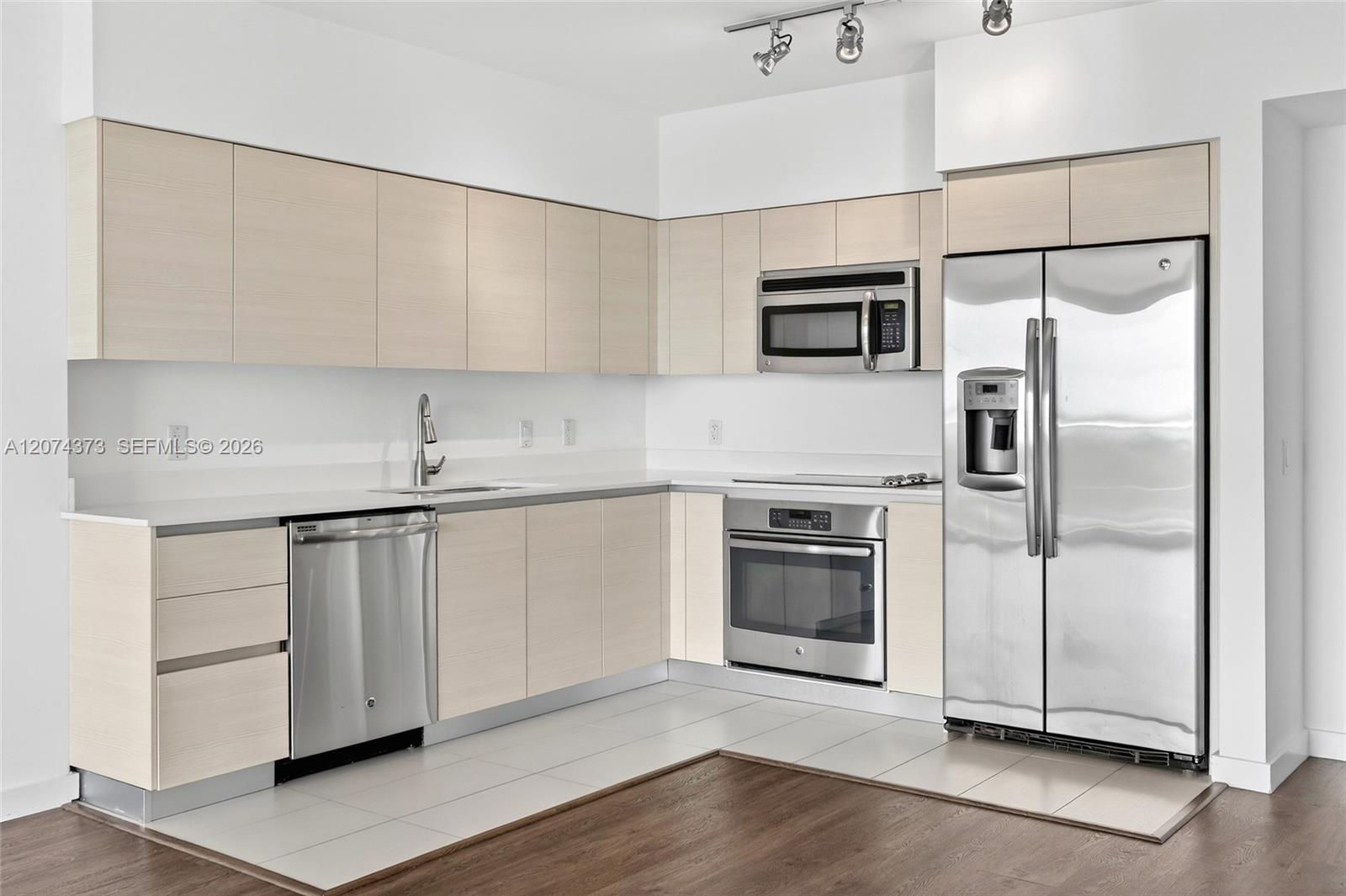 4250 Biscayne Blvd # 808, Miami FL 33137
