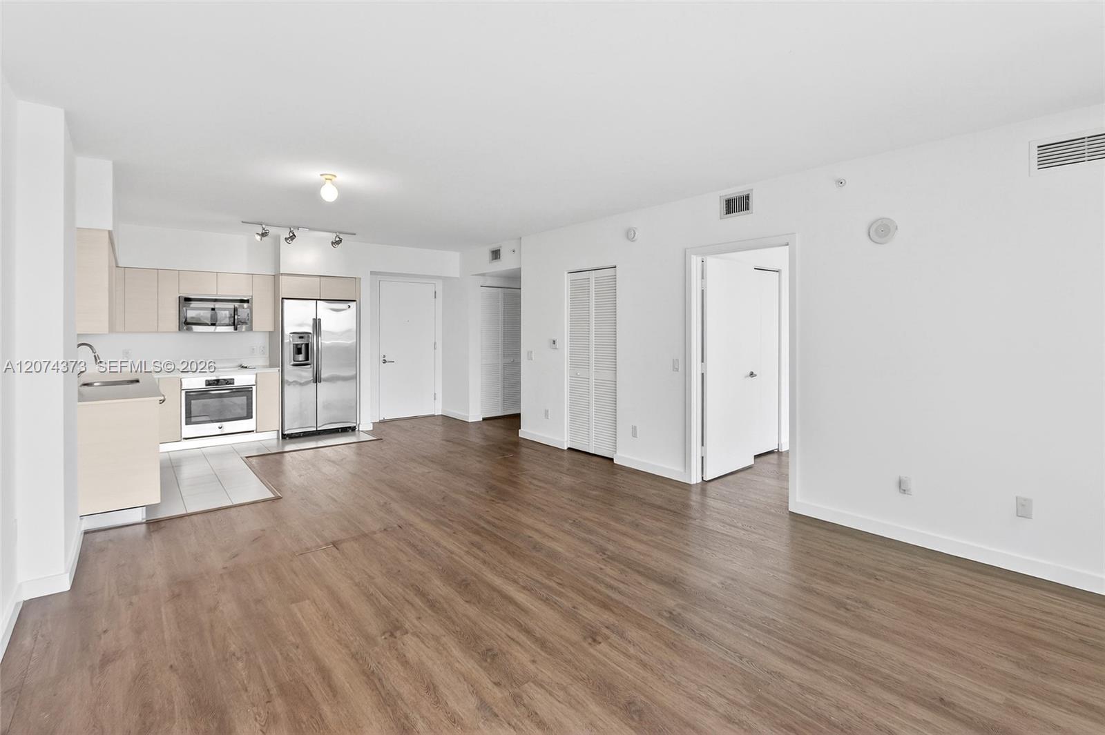 4250 Biscayne Blvd # 808 — Photo 2