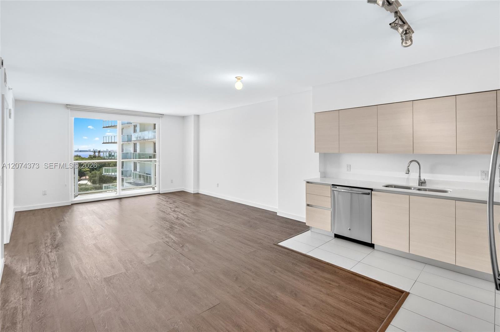 4250 Biscayne Blvd # 808 — Photo 3