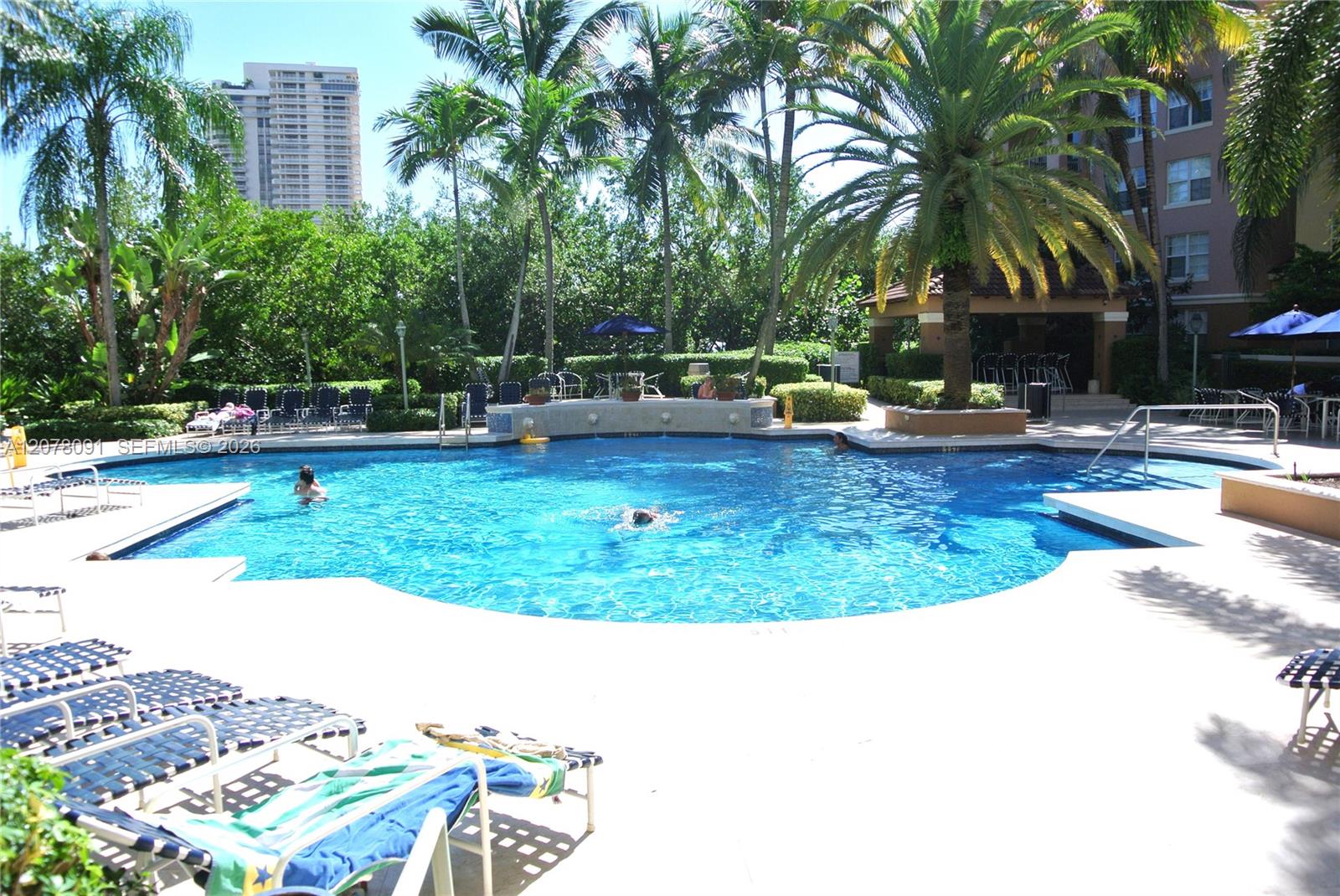 19901 E Country Club Dr # 2405 — Photo 3