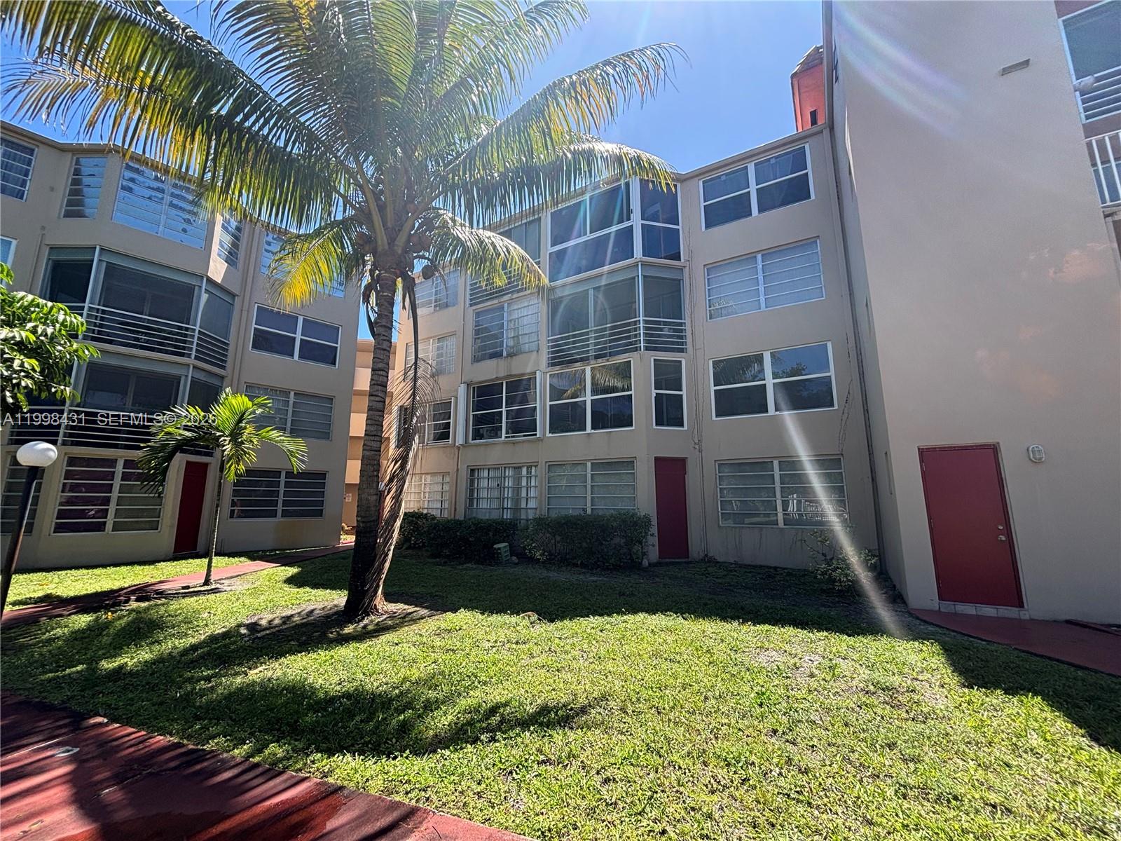 1501 NE 191st St # C211, Miami FL 33179