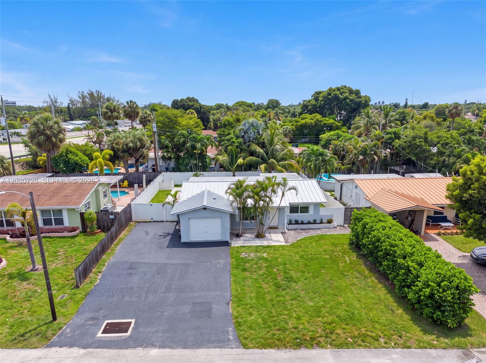 4490 NW 19th Way — Photo 4