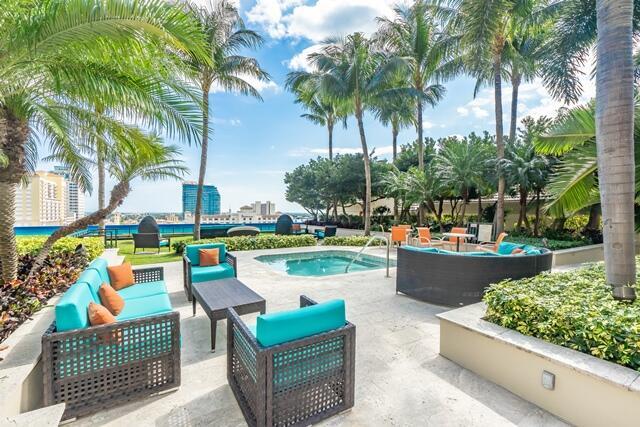550 OKEECHOBEE Boulevard # 1008 — Photo 2