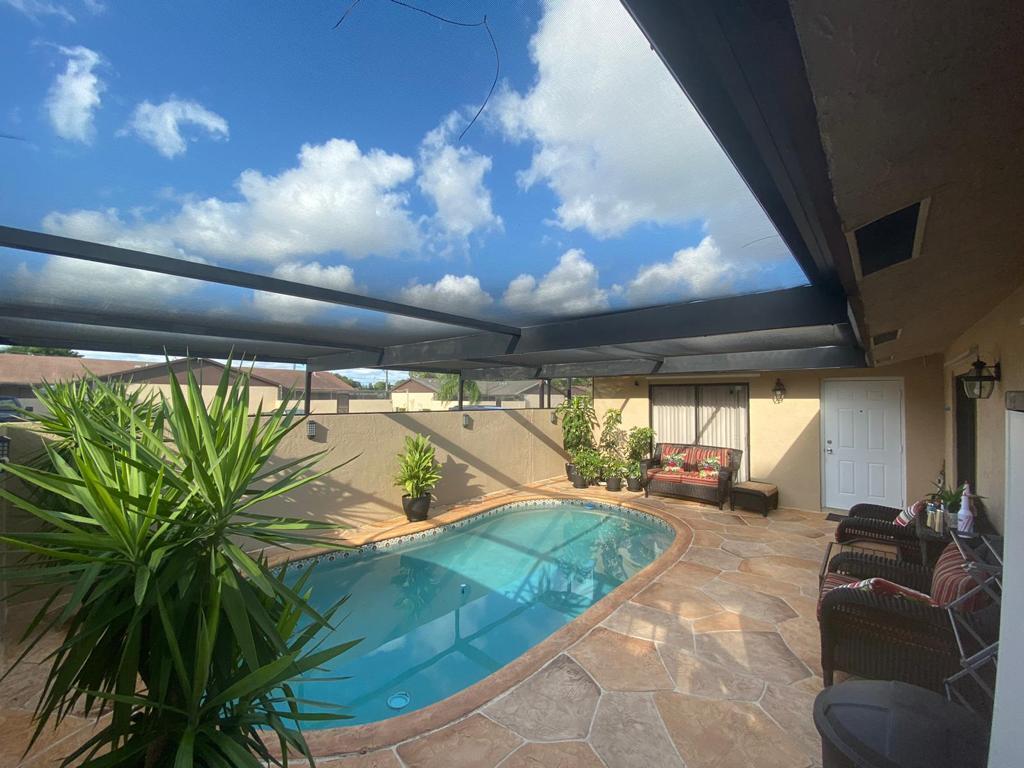 4757 Sunny Palm Circle # A, West Palm Beach FL 33415