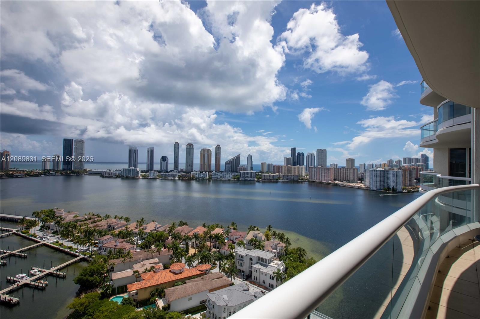 6000 Island Blvd # 2602 — Photo 3