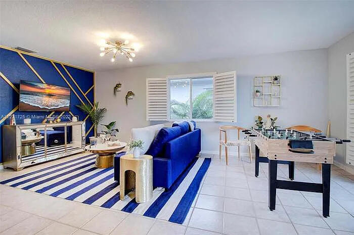 917 ORANGE Isle, Fort Lauderdale FL 33315