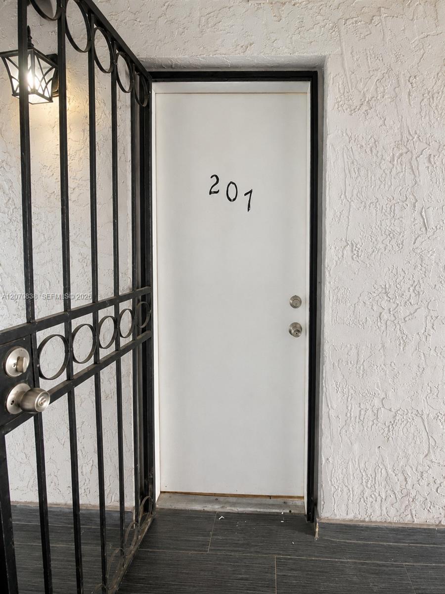 777 SW 9th Ave # 207 View 2