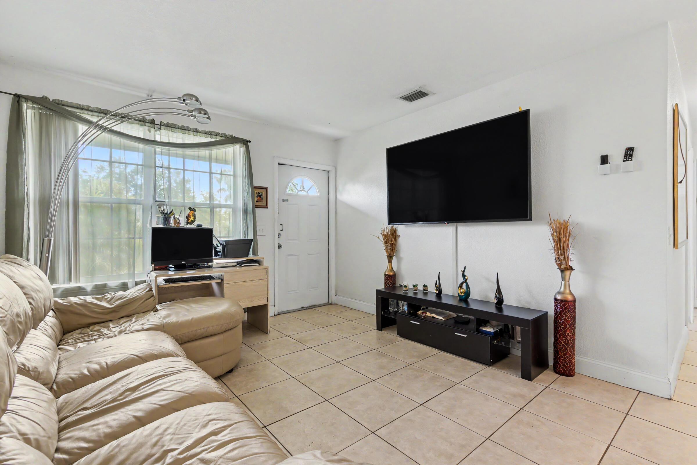 6714 ATLANTA Street — Photo 5