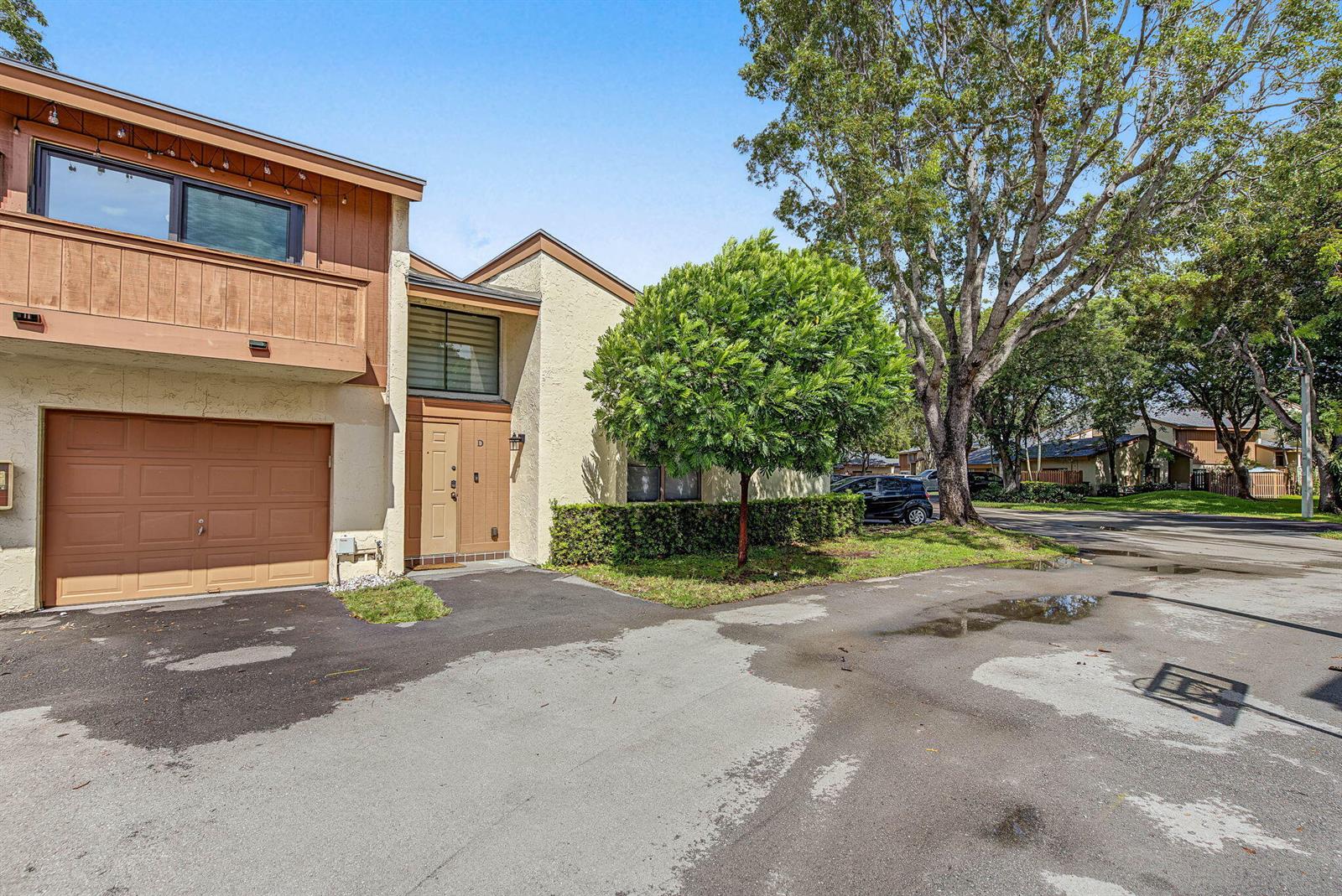 11491 SW 109th Road 15D