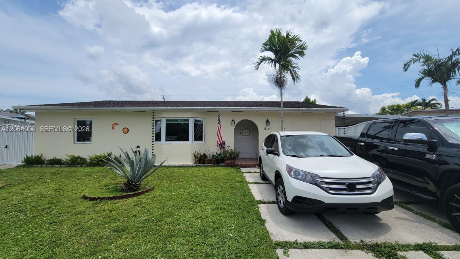 11340 SW 48th St, Miami FL 33165