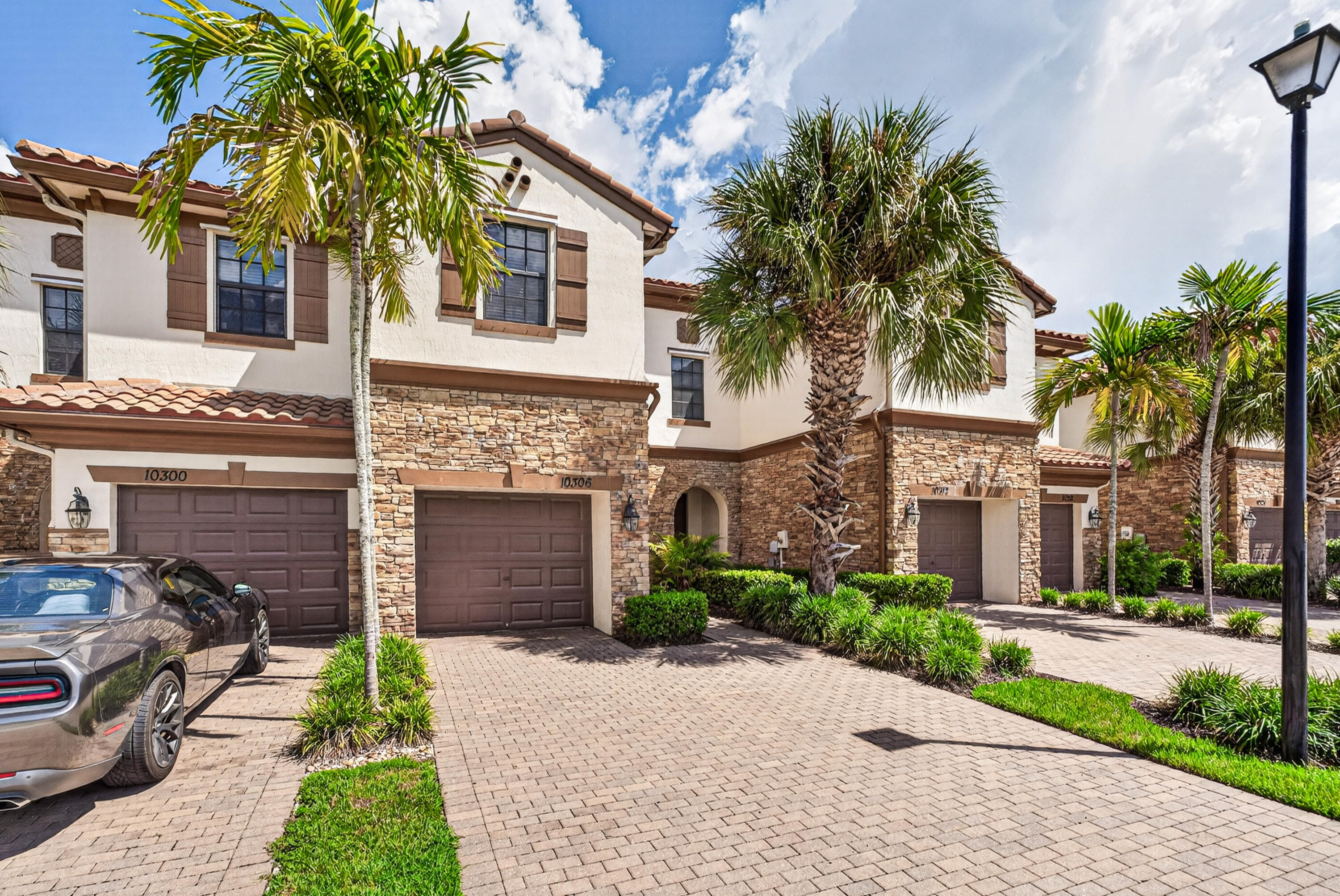 10306 WELLINGTON PARC Drive, Wellington FL 33449