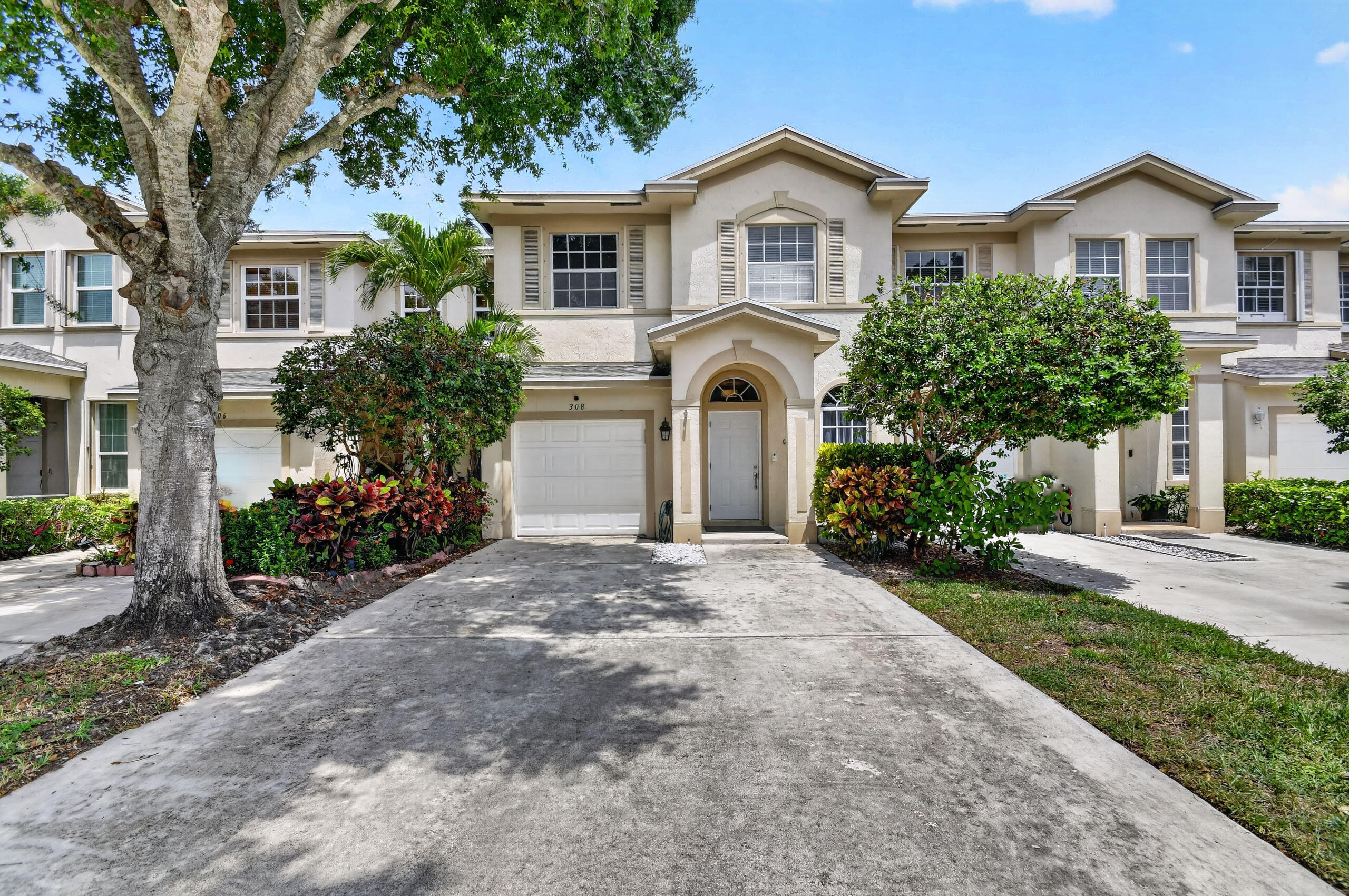308 SPRUCE Street, Boynton Beach FL 33426
