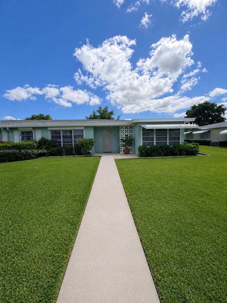 200 E High Point Ct E # D, Delray Beach FL 33445