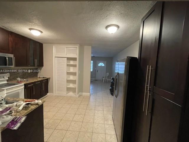 1575 NW 60th Ave # B — Photo 3