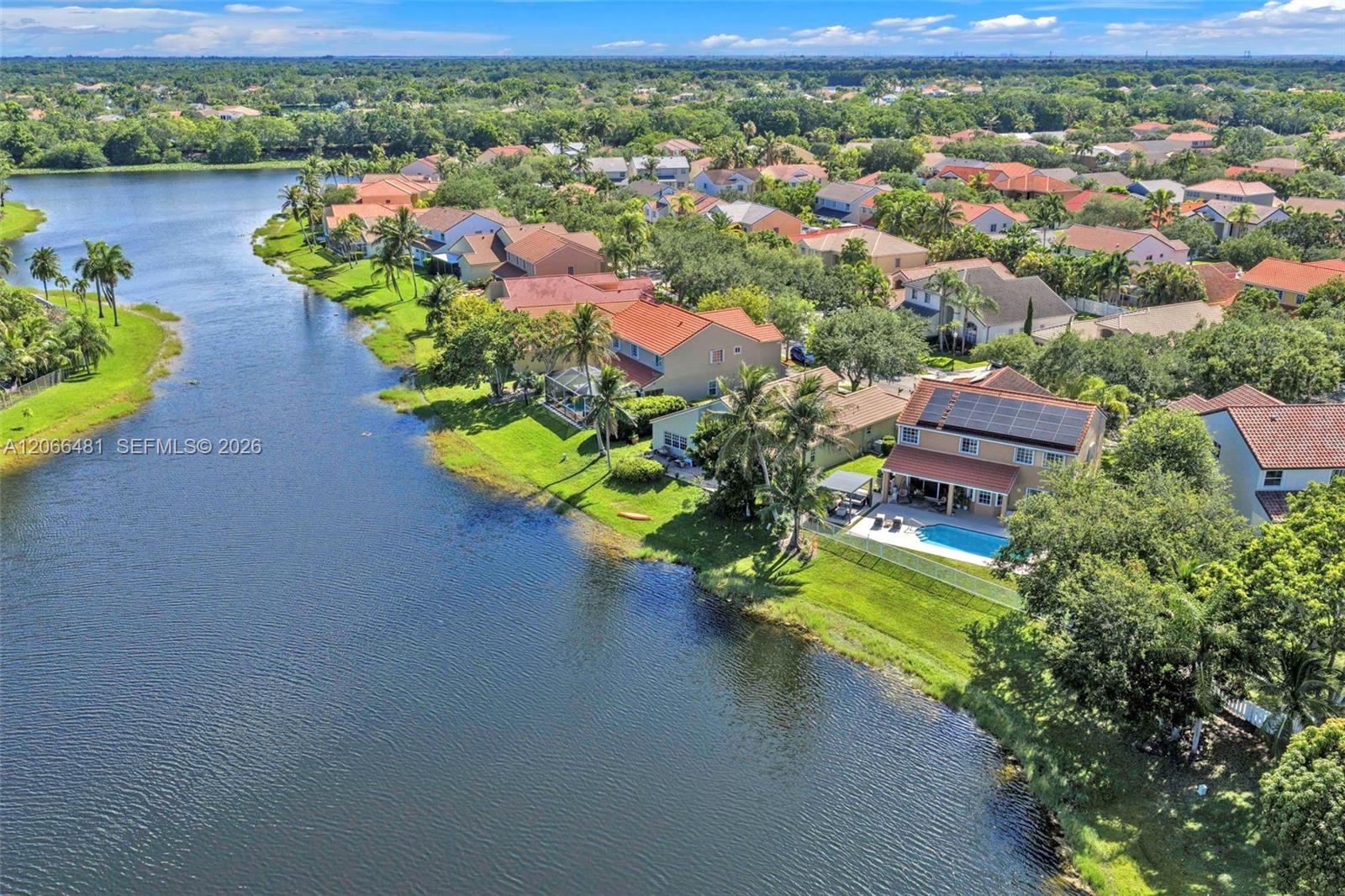 480 Cambridge Dr, Weston FL 33326