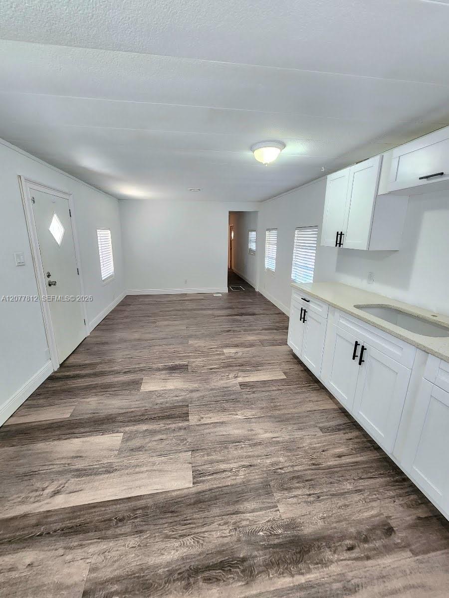 4222 Hibiscus Cir # House — Photo 3