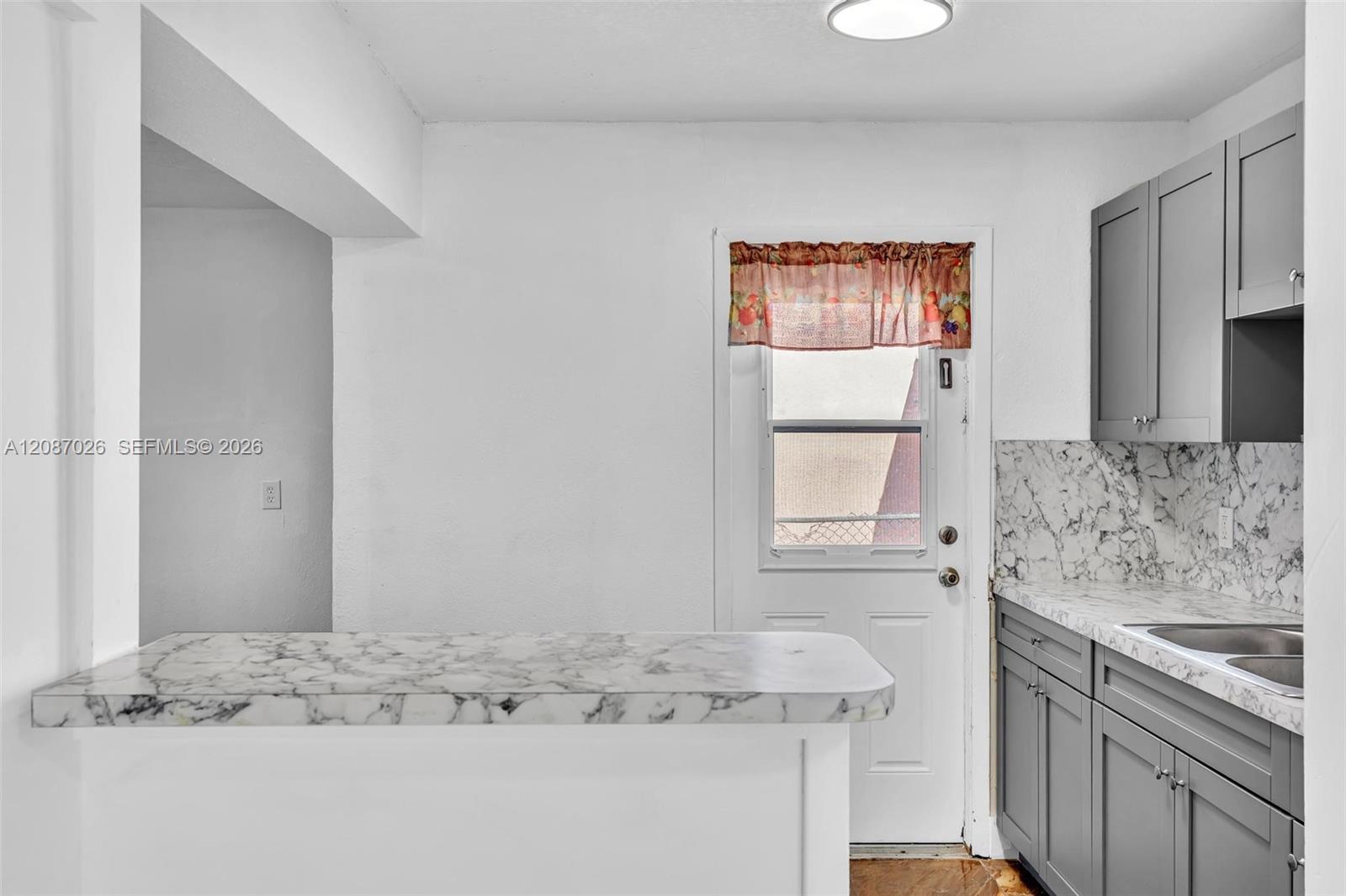 1824 NW 25th Ave — Photo 5