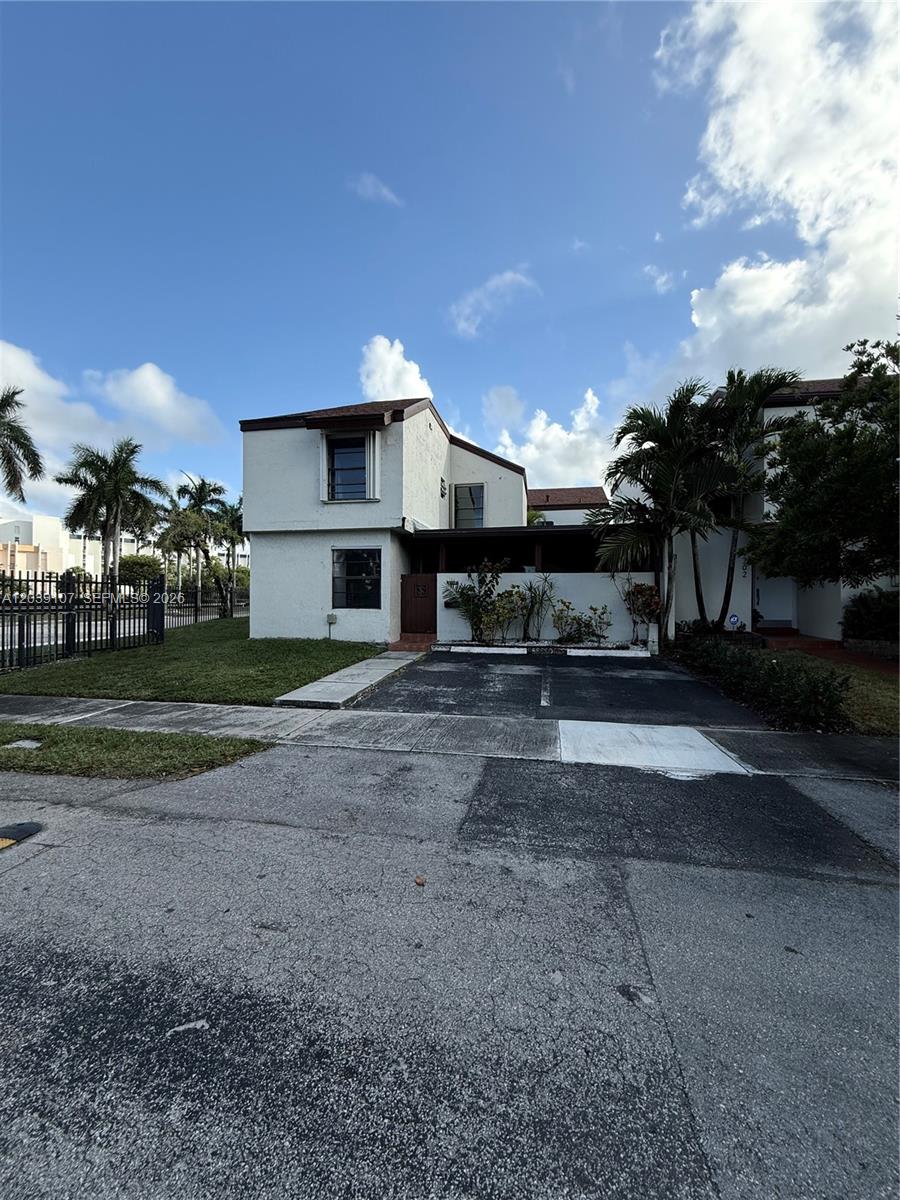 9700 NW 6th Ln # 9700 — Photo 2