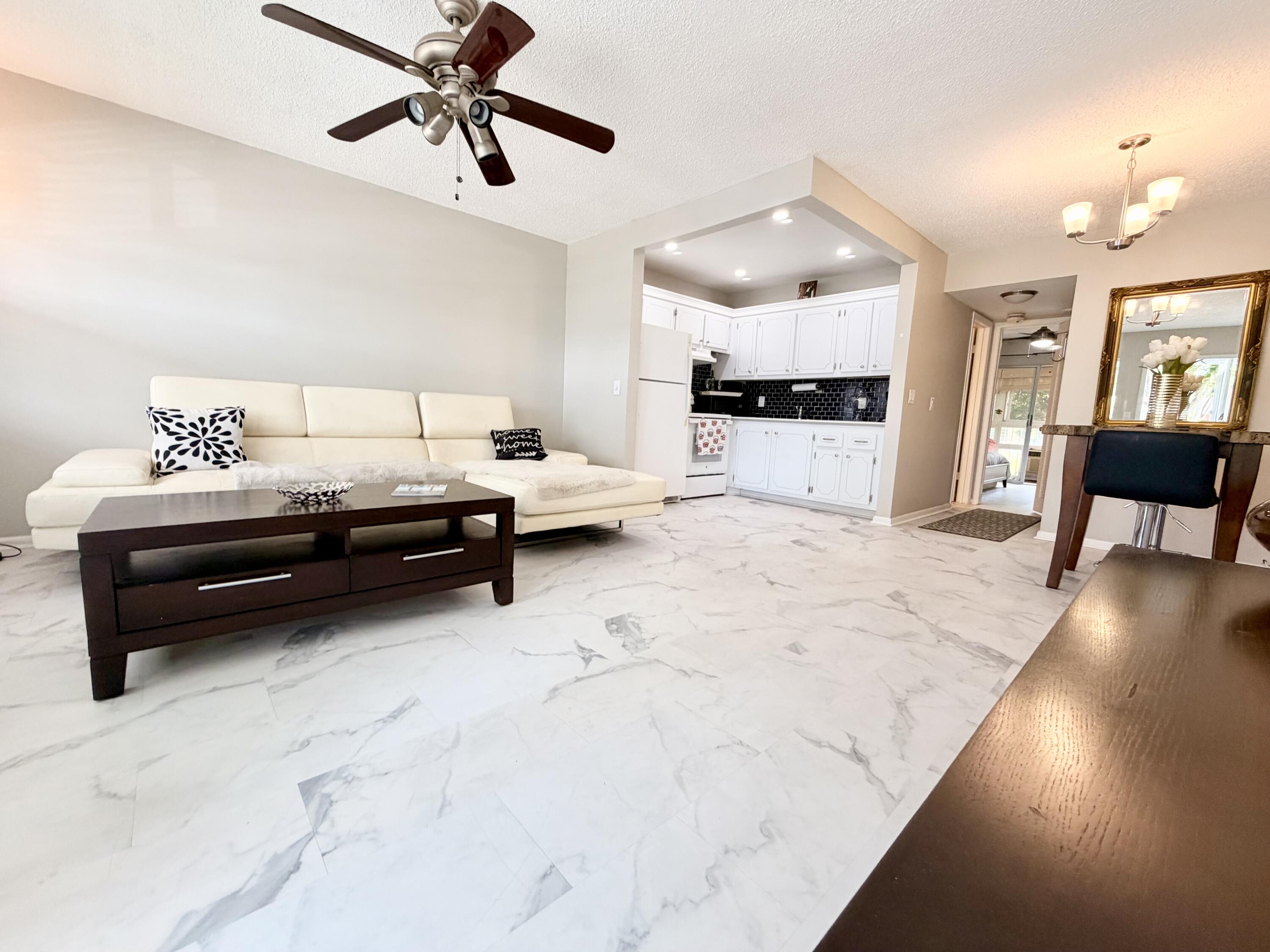 140 Ventnor # I — Photo 2