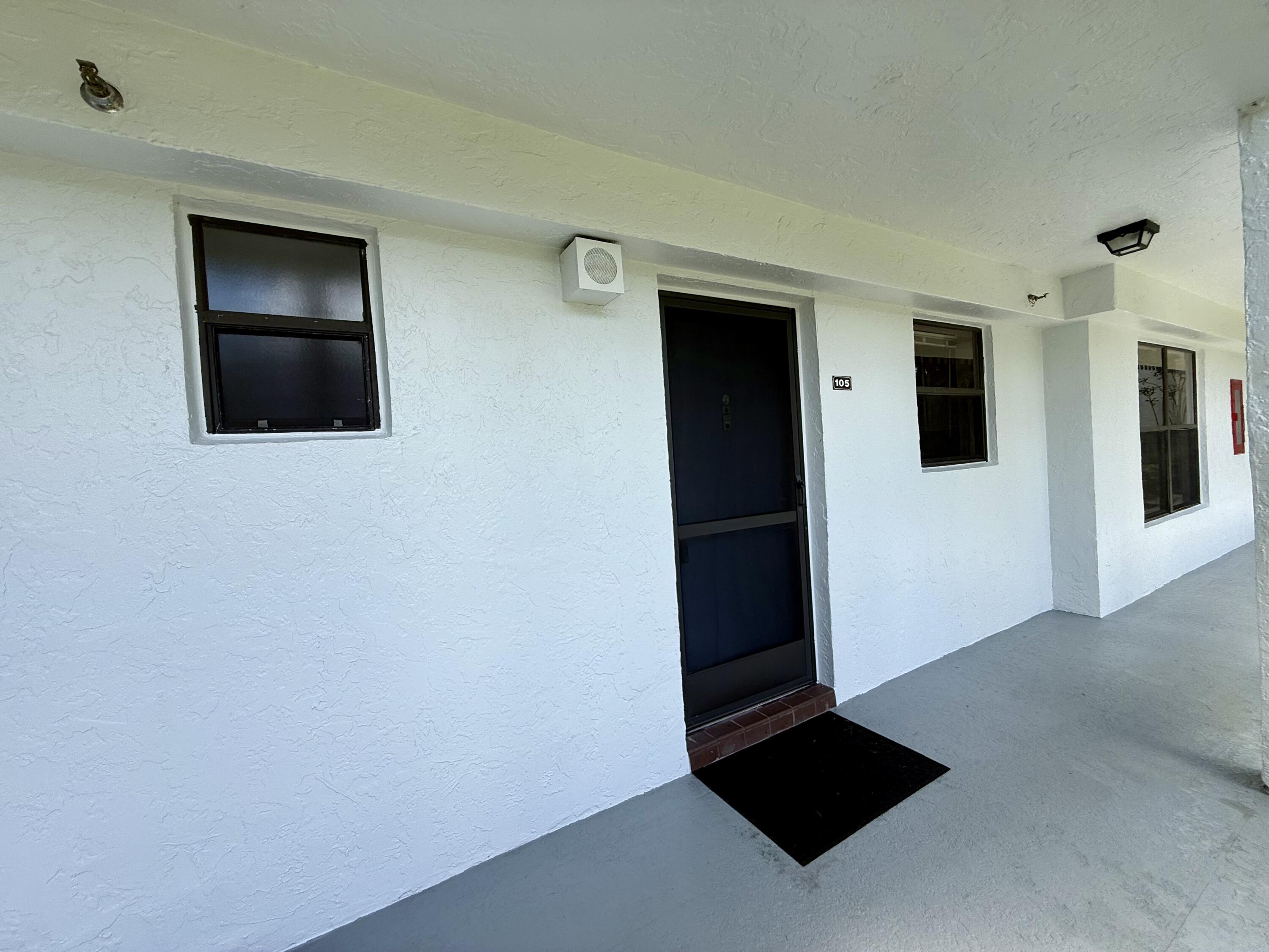 4760 Lucerne Lakes Boulevard W # 105 — Photo 3