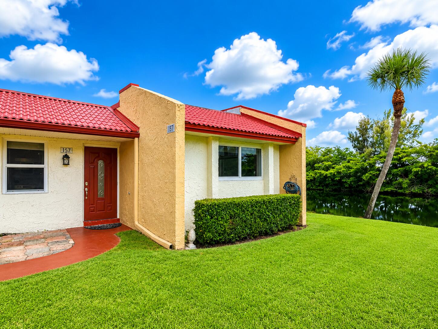157 LAKE ANNE Drive, West Palm Beach FL 33411