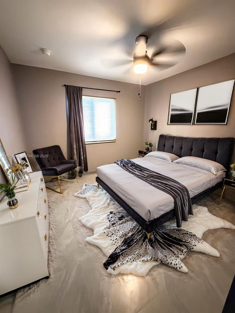 2057 Washington Ave # 2 — Photo 4