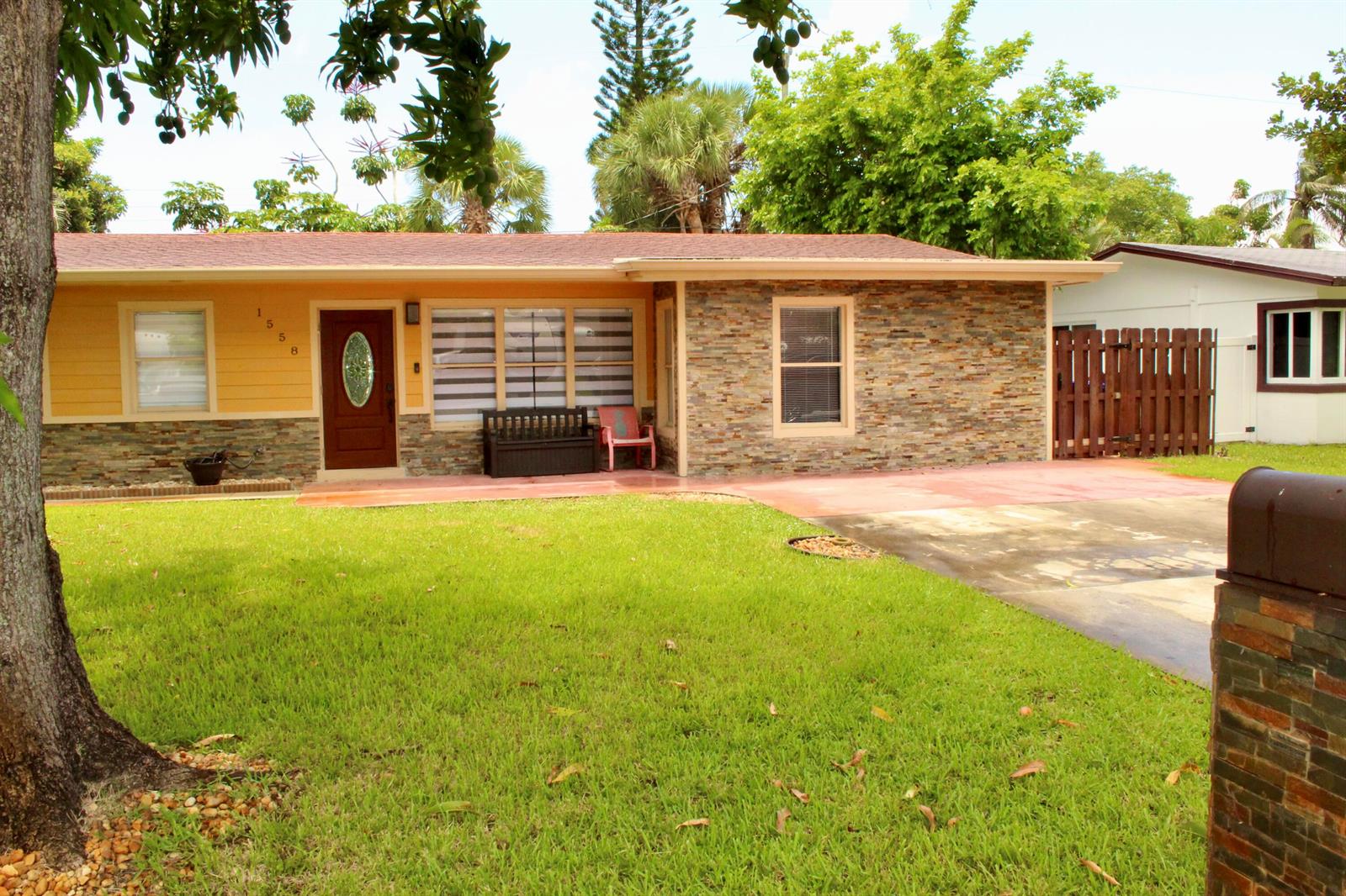 1558 NE 30th Street, Pompano Beach FL 33064