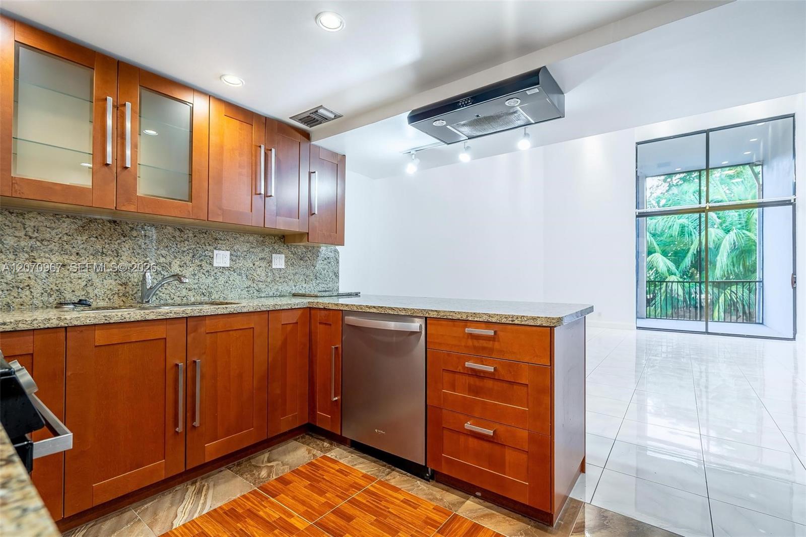 20347 W Country Club Dr — Photo 3