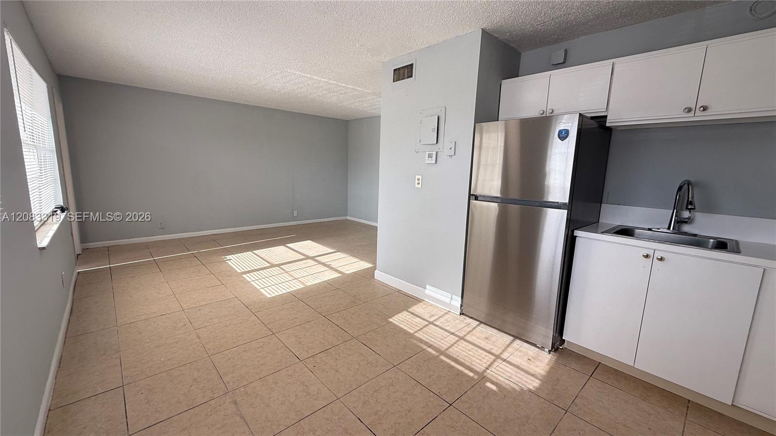 5408 NW 18th Pl # 5408 — Photo 5